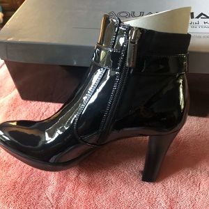 Aquatalia booties